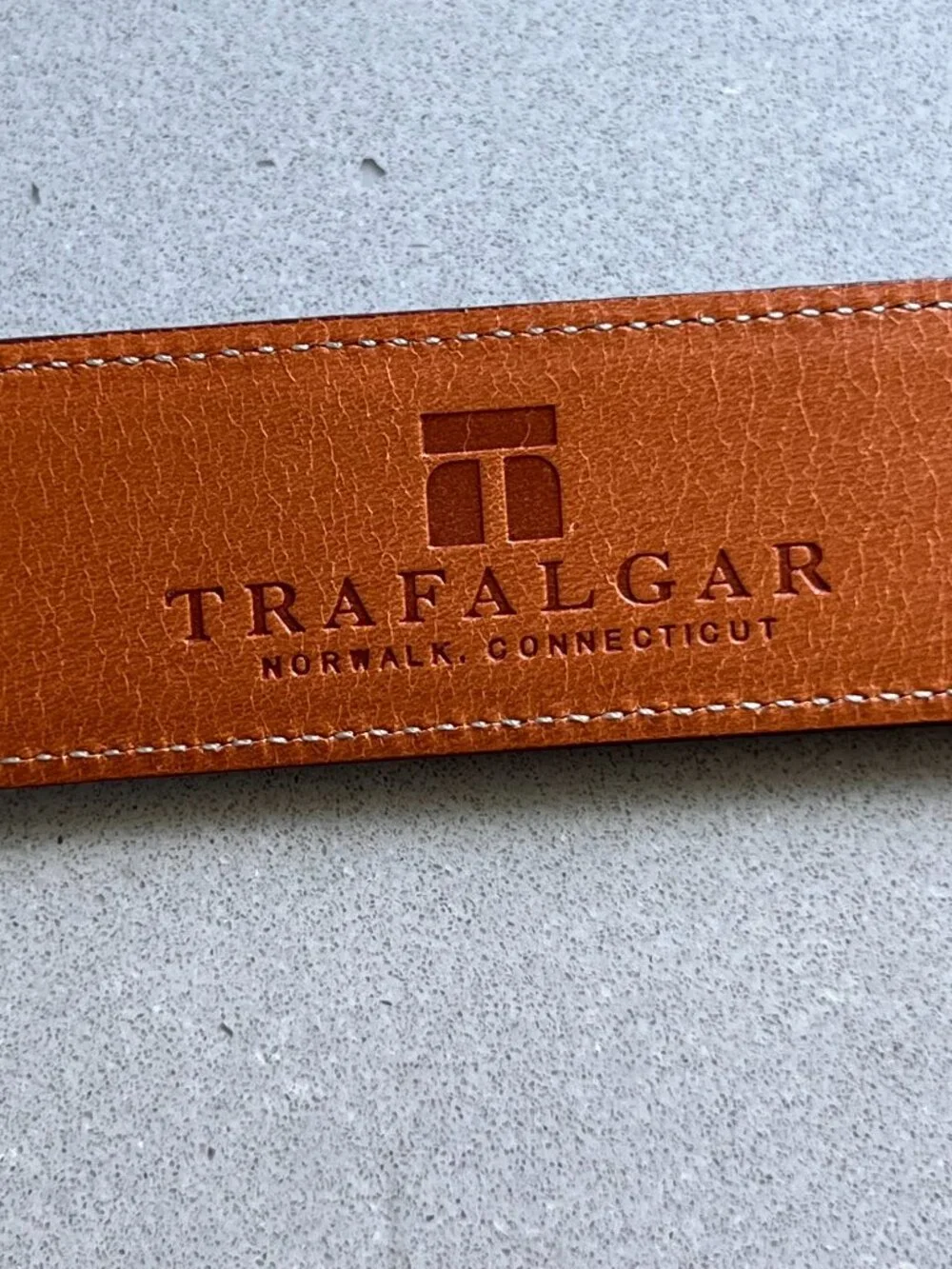 Trafalgar Easton Hand-Polished Cortina Leather Belt Brown Men's Dress Casual, 44